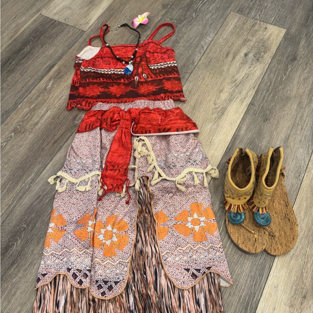 Moana costume with sandals 🌺
